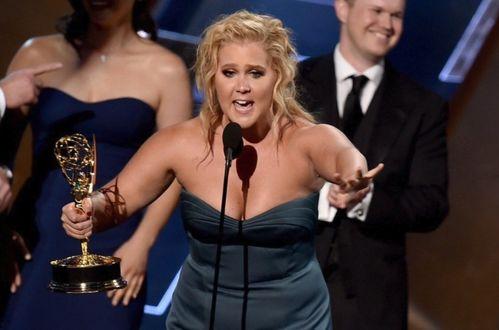 艾米·舒默的内心世界 第一季,揭秘喜剧女神的喜怒哀乐