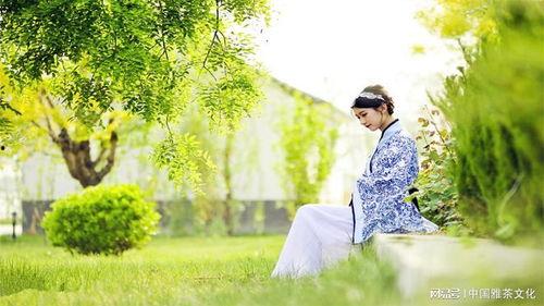 春风不语离人心,离愁满心——探寻离别情感的诗意表达