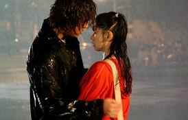 狂爱龙卷风,揭秘狂爱龙卷风的惊心动魄之旅